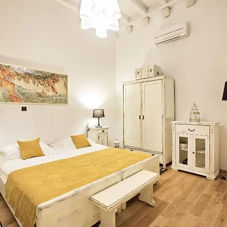 Ivan Hotel 3*